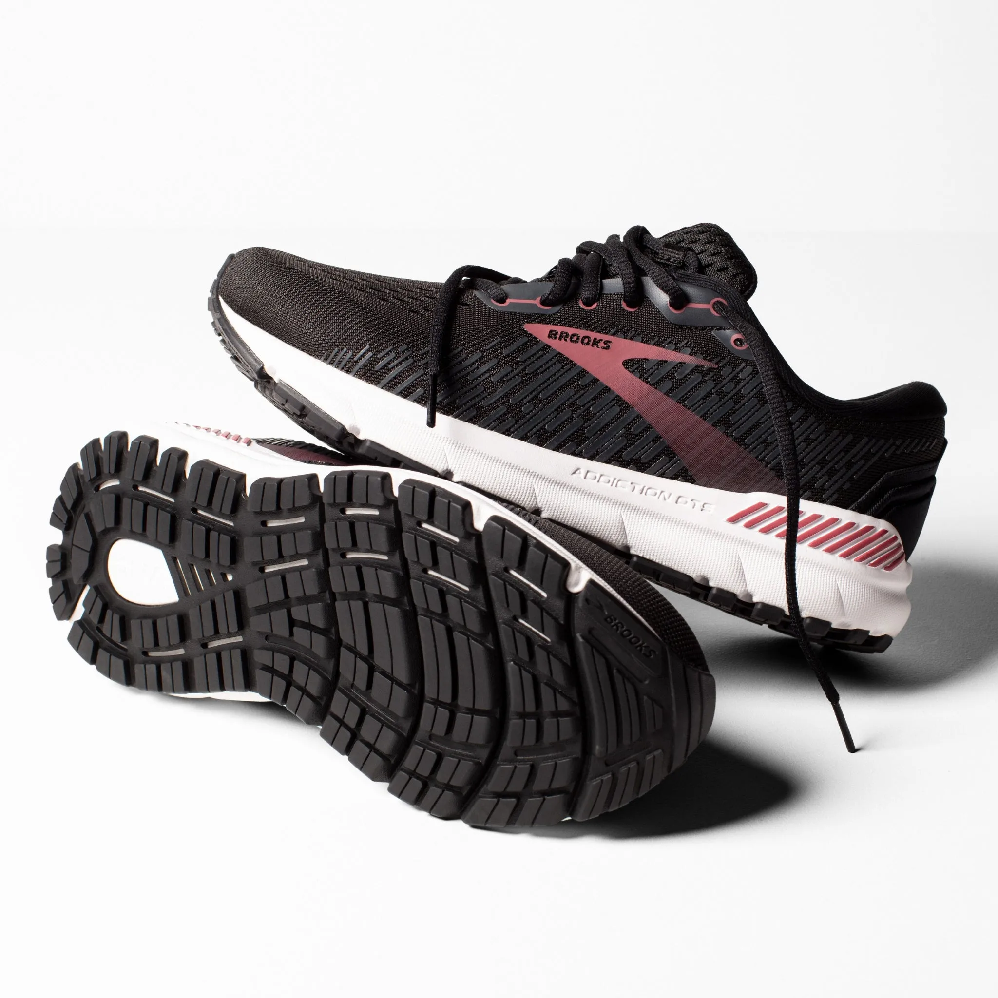 Brooks Addiction GTS 15 D Womens Running Shoes