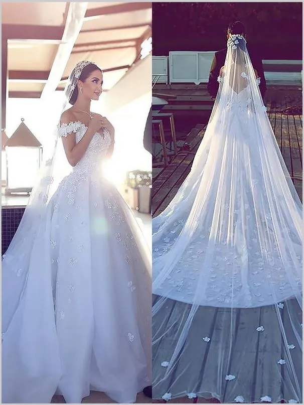 Chiffon Satin V-neck Sleeveless Wedding Dresses Chapel Train Ball Gown