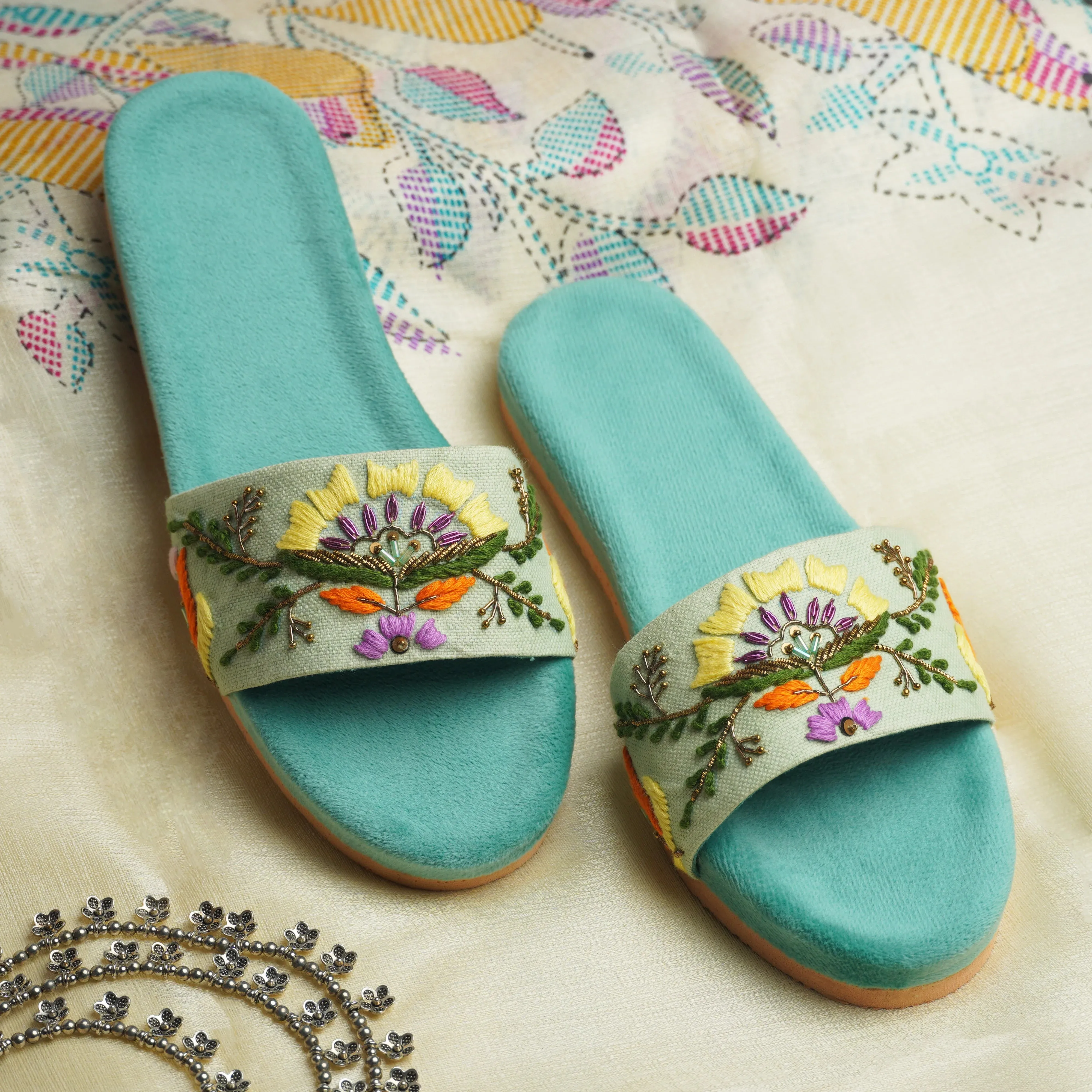 Flora Fiesta Slider