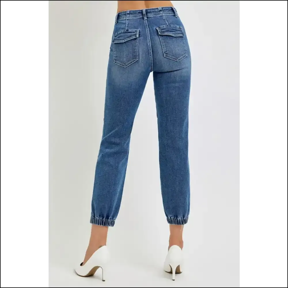 Jogger Jeans: Risen High Enough to Hide my Snacking Secrets 😜👖