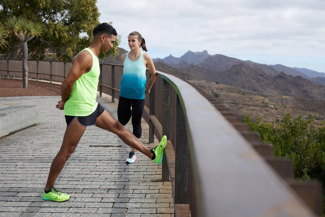 Kiprun Light Men's Running Breathable Tank Top