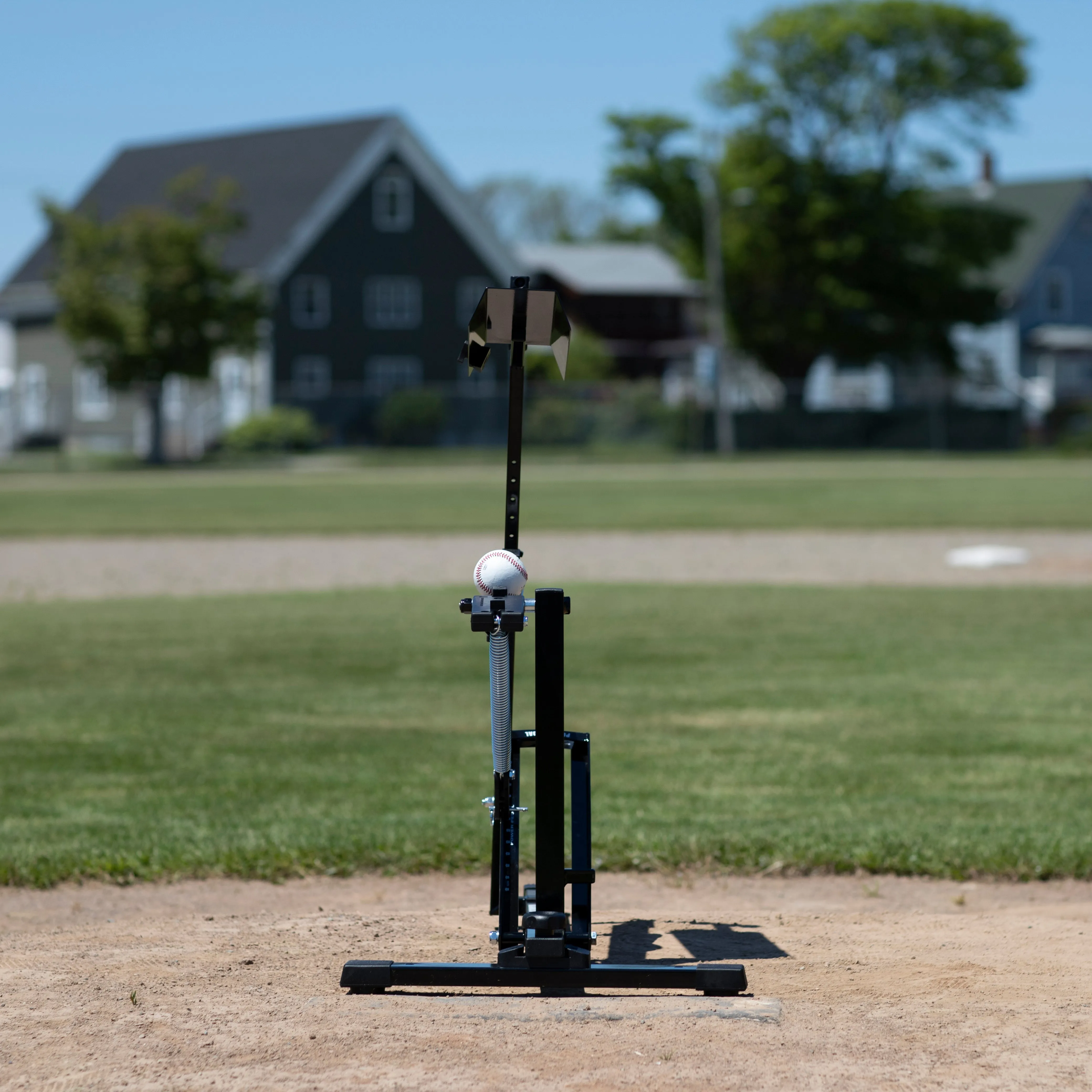 Louisville Slugger Black Flame Pitching Machine