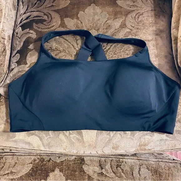 Lululemon NWOT All Powered Up Sports Bra Medium Support Black Size 42DD New