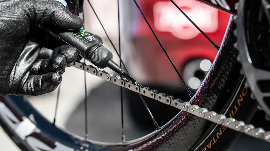 MUC-OFF BIKE C3 DRY WEATHER CERAMIC LUBE (120ML)