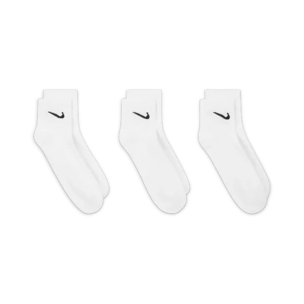 NIKE EVERYDAY LIGHTWEIGHT Training Ankle Socks (3 Pairs)