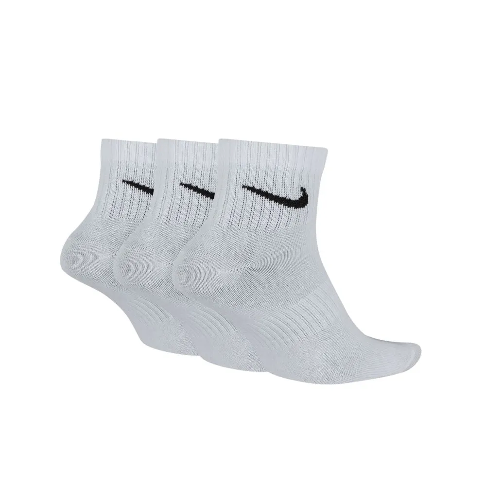Nike Everyday Lightweight Training Ankle Socks (3 Pairs)
