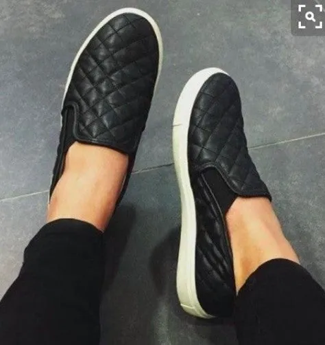 Quilted Sneakers | Black