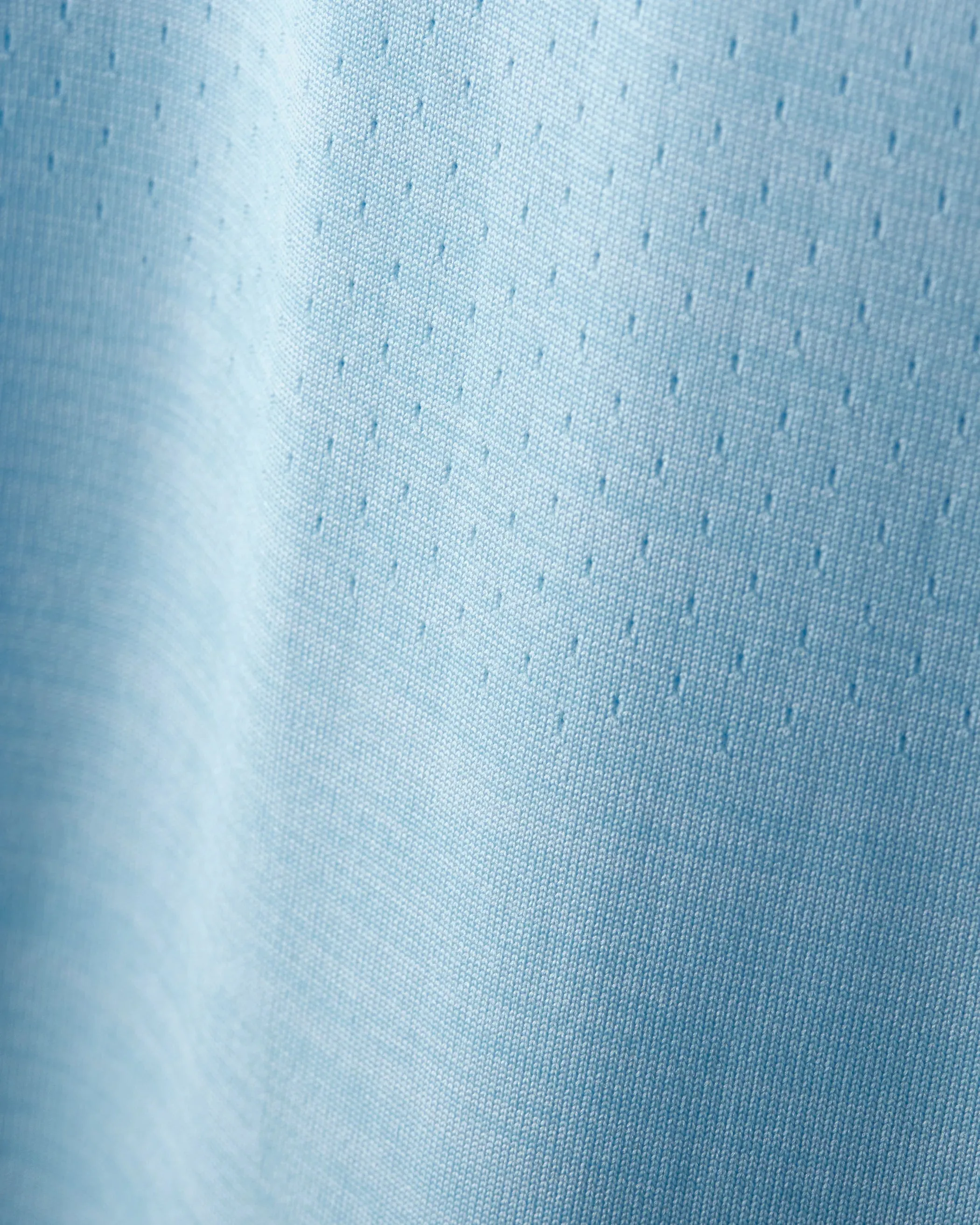 RHONE REIGN SHORT SLEEVE VAPOR TRAINING TOP - SKY BLUE