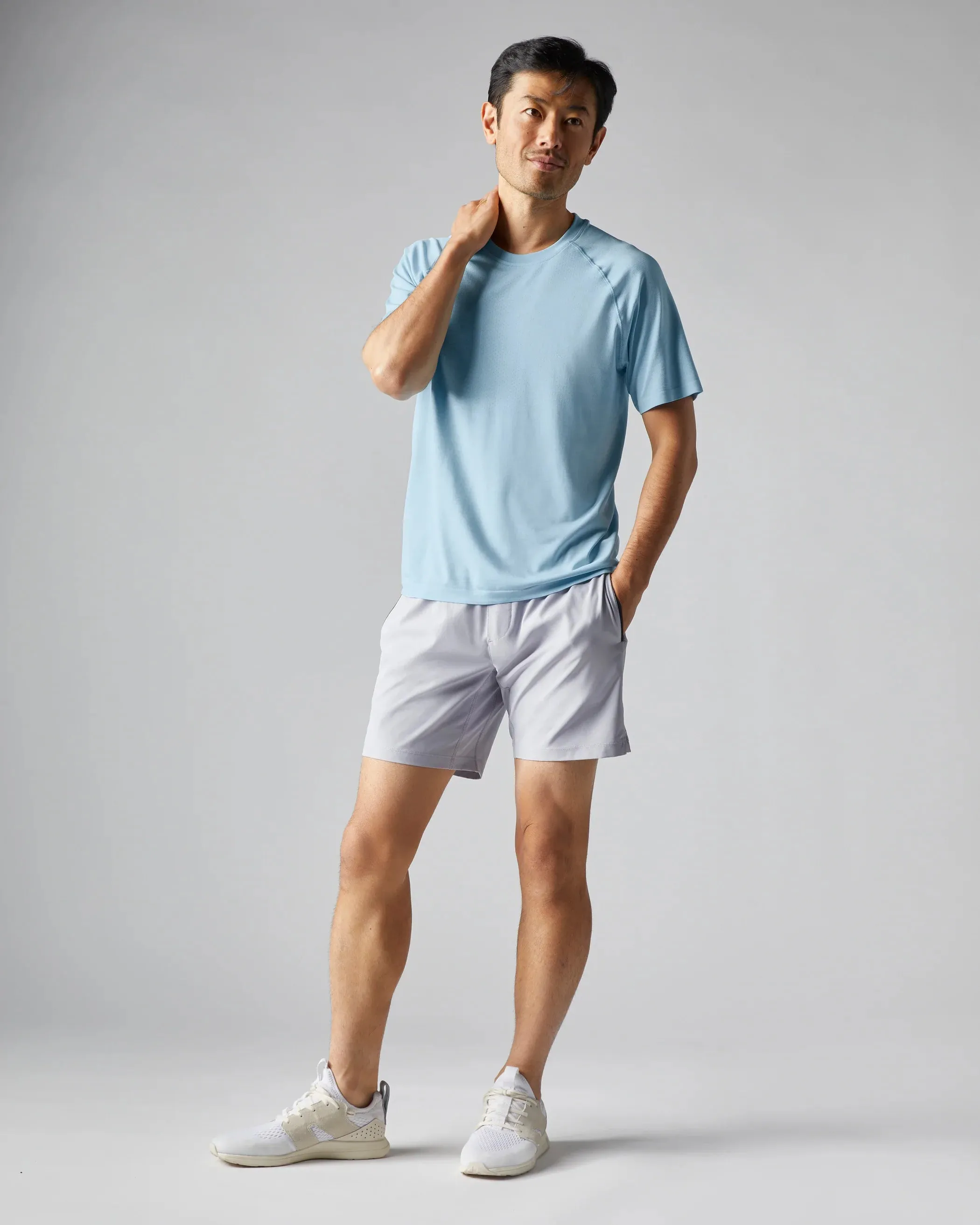 RHONE REIGN SHORT SLEEVE VAPOR TRAINING TOP - SKY BLUE