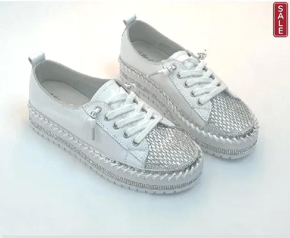 Shakira sneaker white