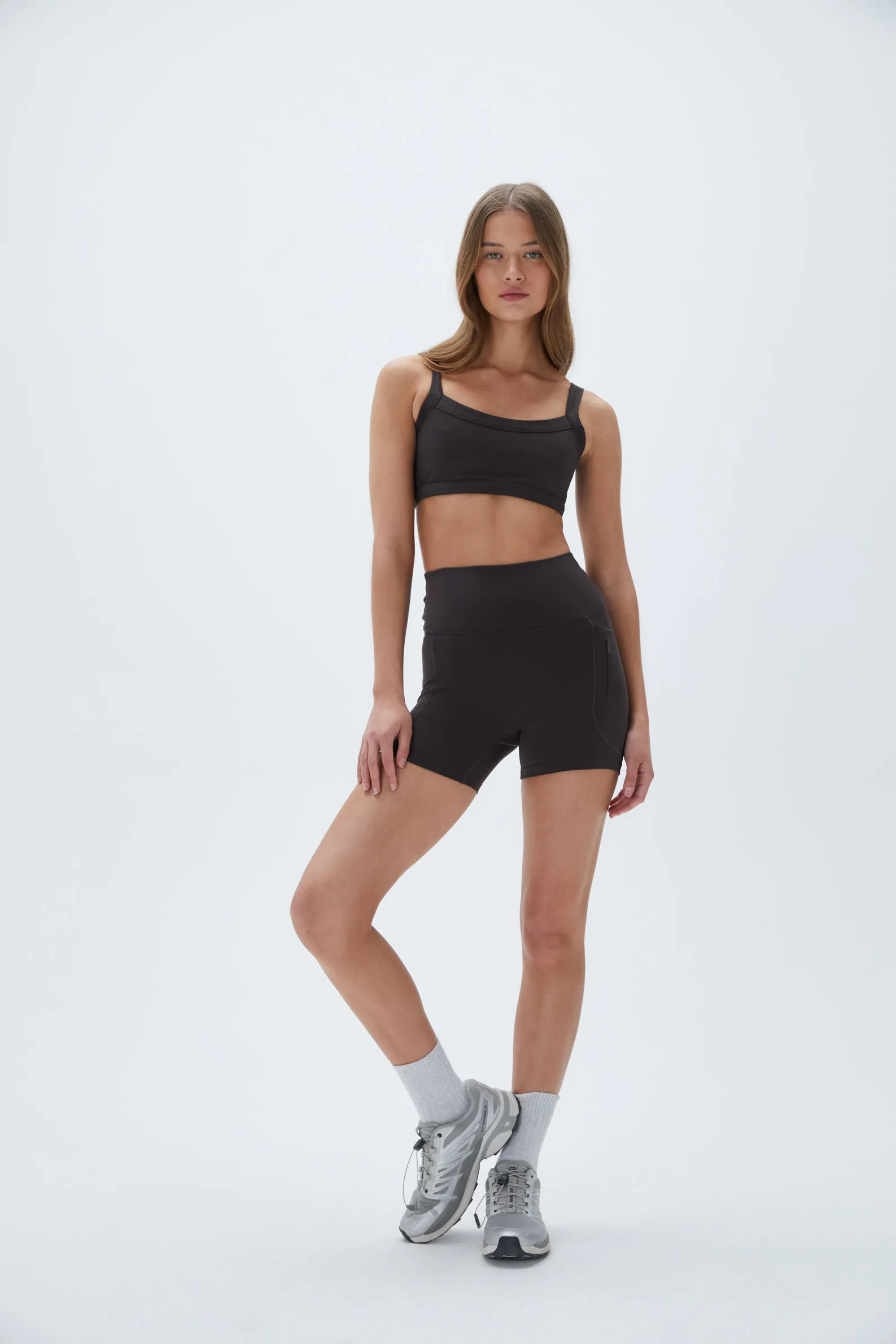 Ultimate Ultra Crop Pocket Shorts - Coffee Bean