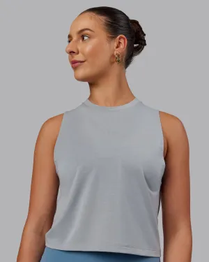 Unleash Cropped Training Tank - Circular Grey